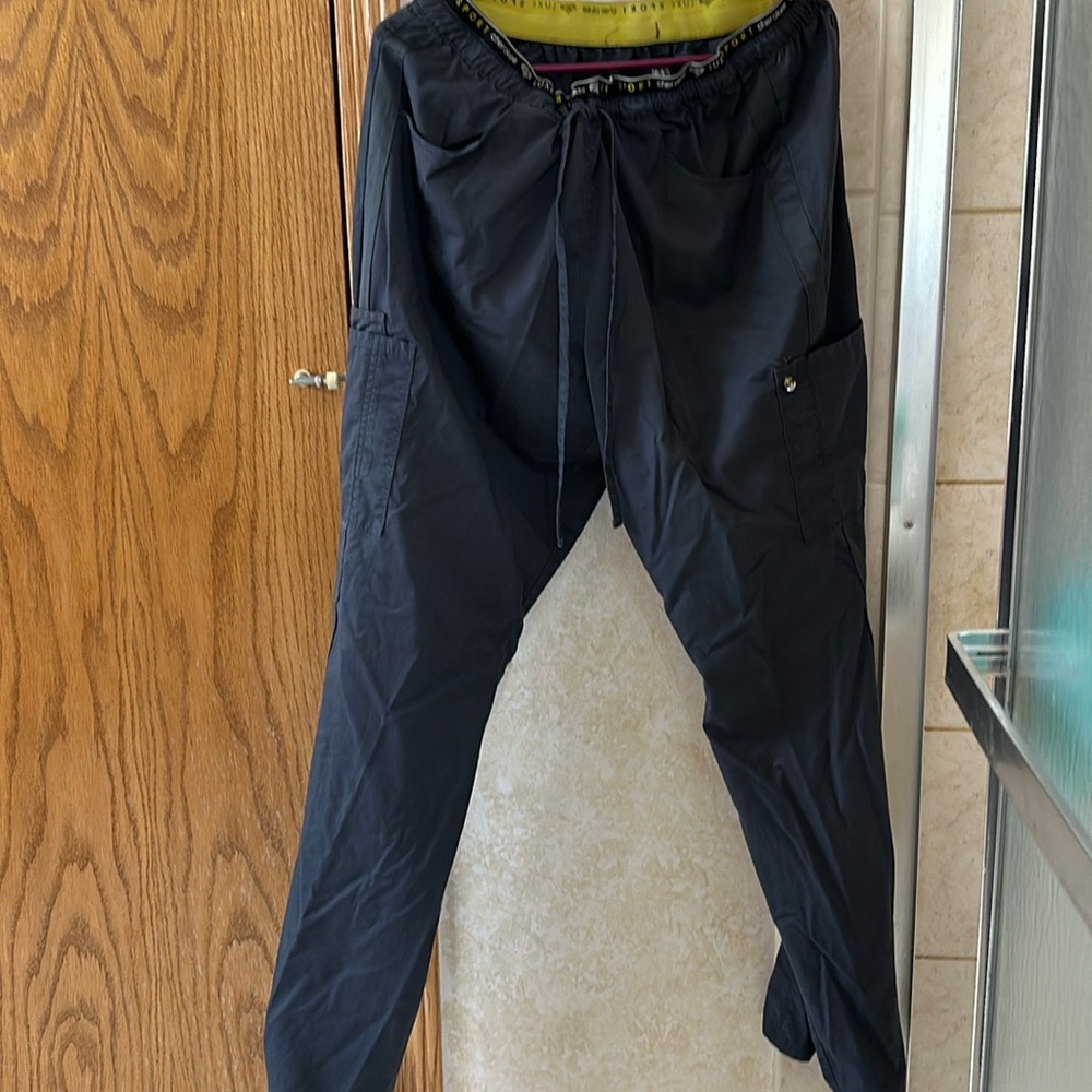 6 pockets elastic and draw string waist